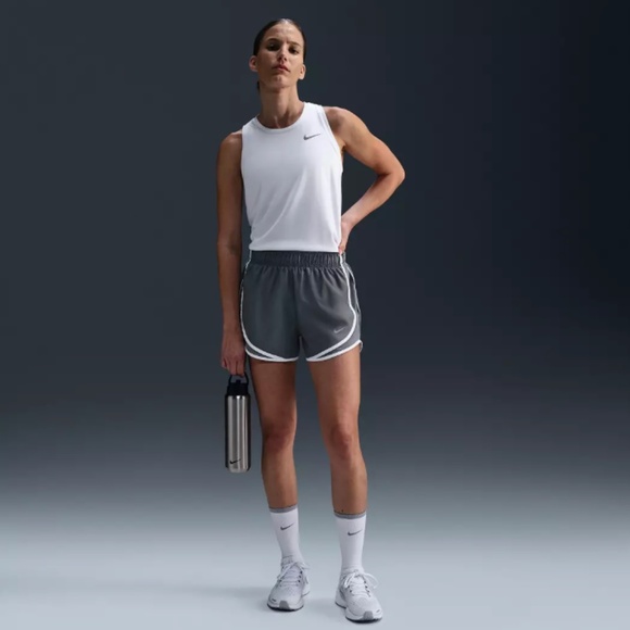 Nike Women's Tempo Running Shorts - Picture 1 of 2